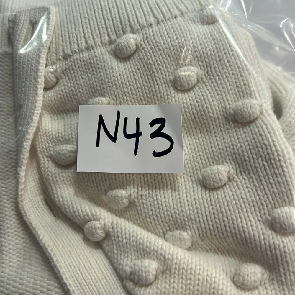 Baby gap bobble cardigan sweater size 6-12 months